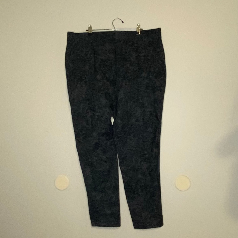 Black Floral Print Pant